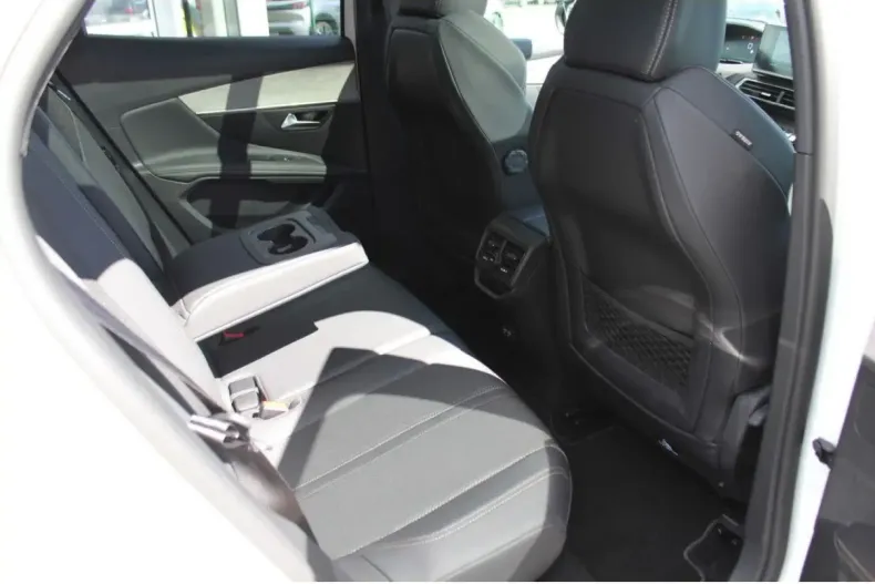 Peugeot 3008 din 2023 cu 19.636 km - oferta PEU119563 - foto 11