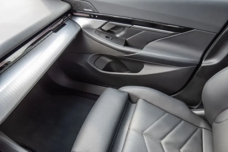 BMW 520 din 2024 cu 7.200 km - oferta BMW119566 - foto 16