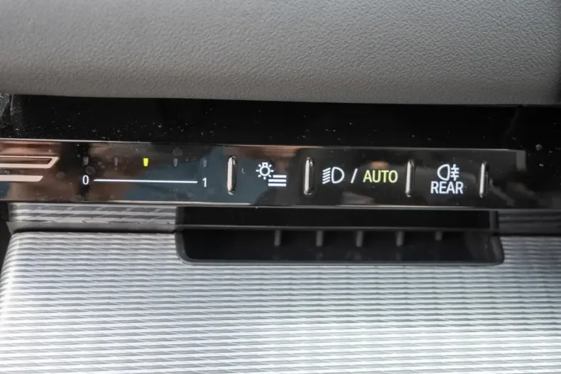 BMW 520 din 2024 cu 7.200 km - oferta BMW119566 - foto 17