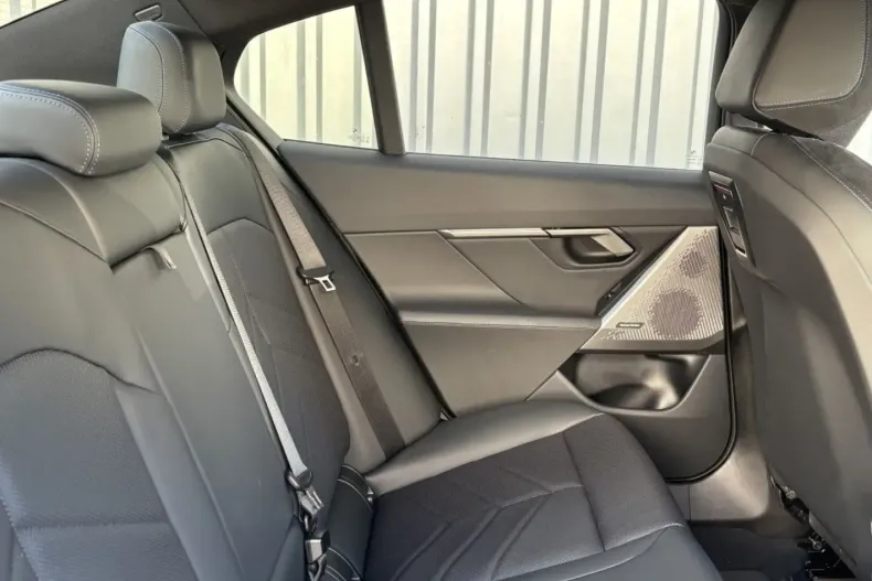 BMW 520 din 2024 cu 6.700 km - oferta BMW119567 - foto 9