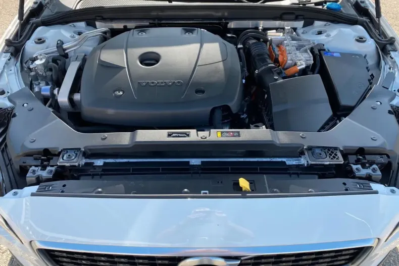 Volvo V60 din 2020 cu 67.700 km - oferta VOL119570 - foto 11