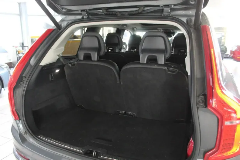 Volvo XC90 din 2020 cu 74.500 km - oferta VOL119572 - foto 7