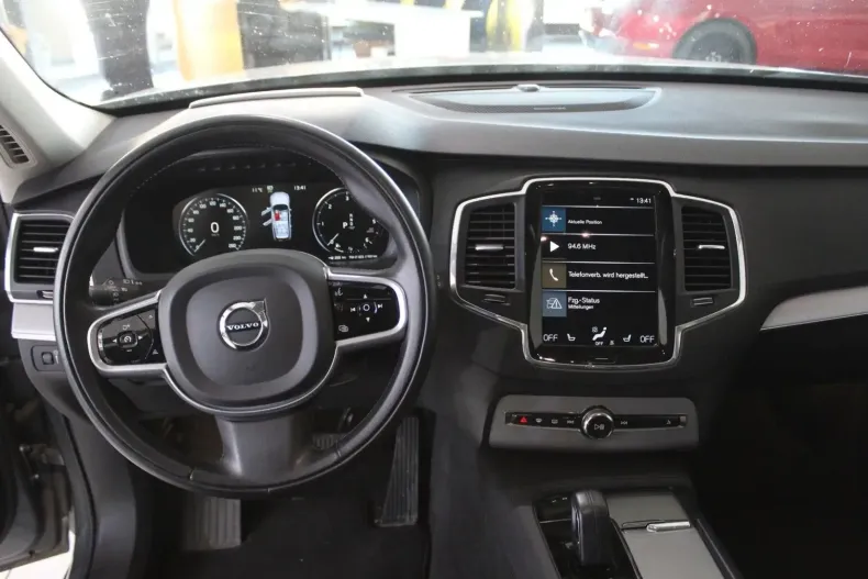 Volvo XC90 din 2020 cu 74.500 km - oferta VOL119572 - foto 8