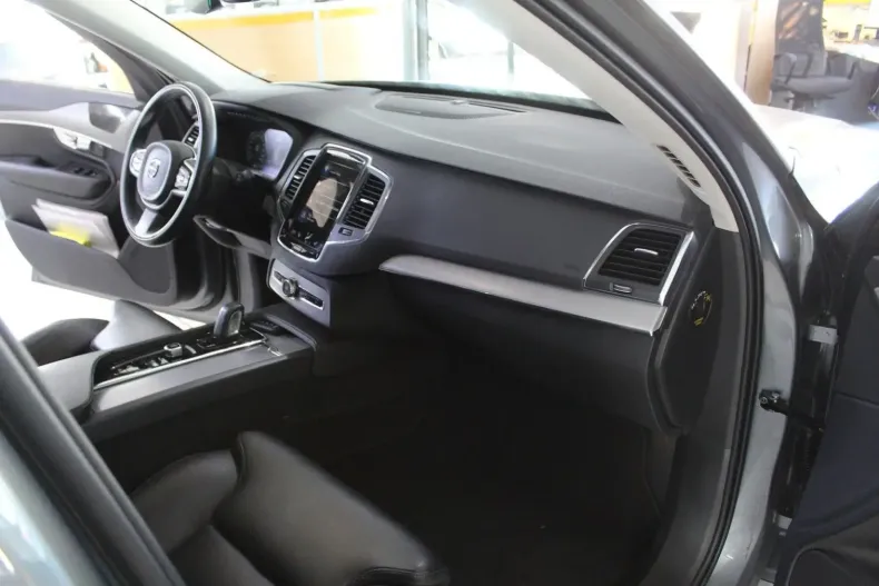 Volvo XC90 din 2020 cu 74.500 km - oferta VOL119572 - foto 9