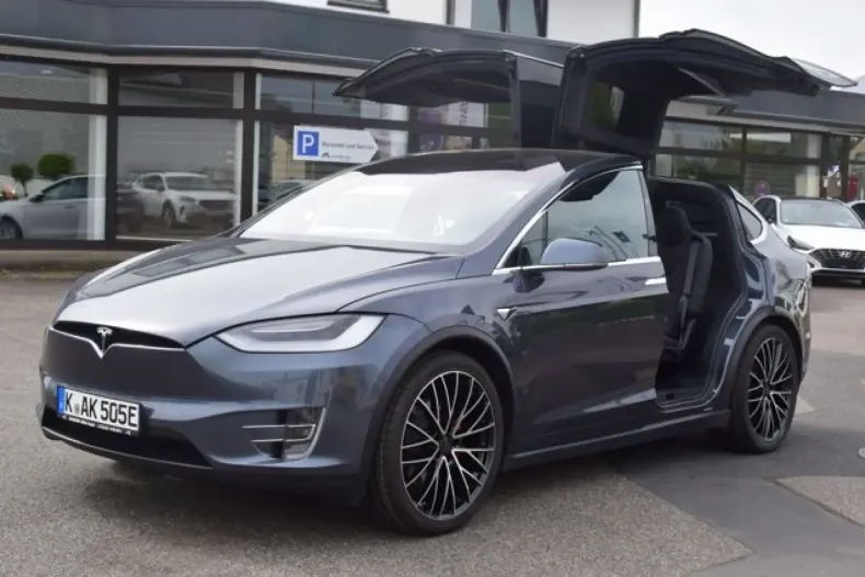 Tesla Model X din 2020 cu 55.800 km - oferta TES119583 - foto 3