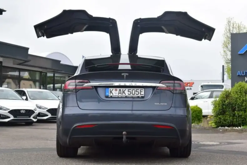 Tesla Model X din 2020 cu 55.800 km - oferta TES119583 - foto 4