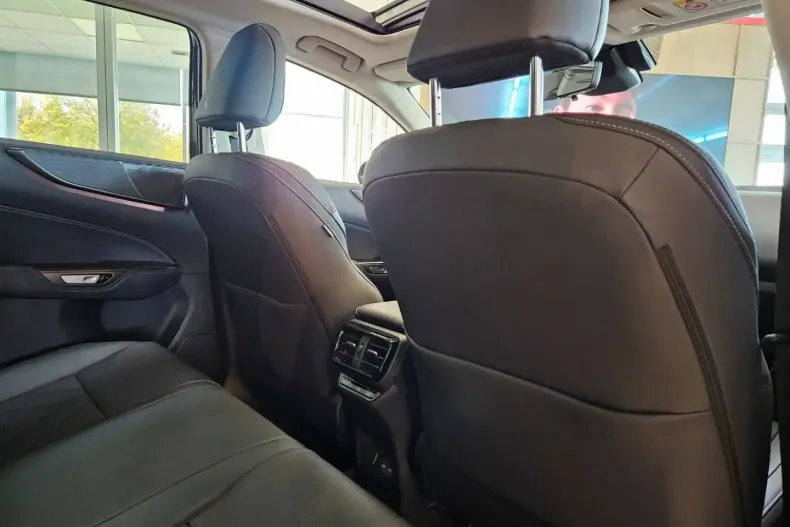 Lexus NX 350h din 2024 cu 10 km - oferta LEX119587 - foto 12