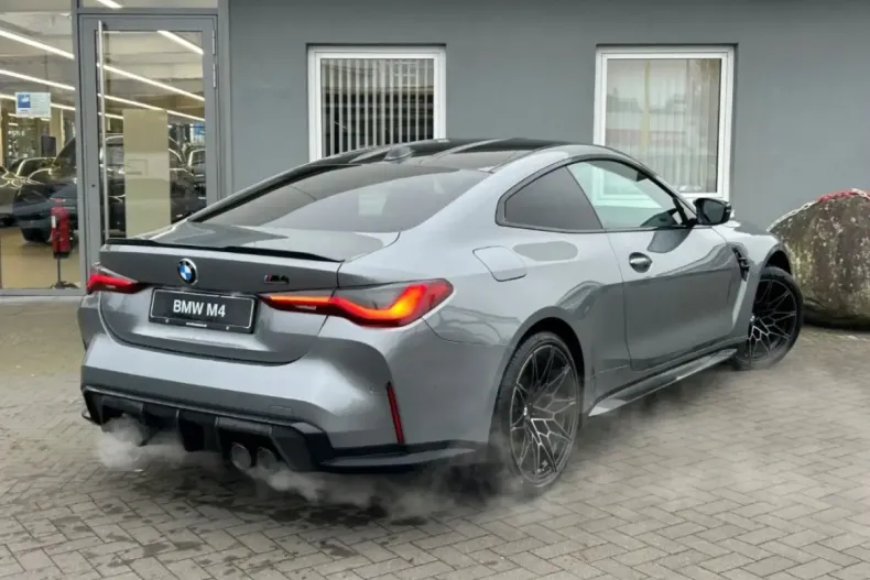 BMW M4 din 2025 cu 2.000 km - oferta BMW119589 - foto 2