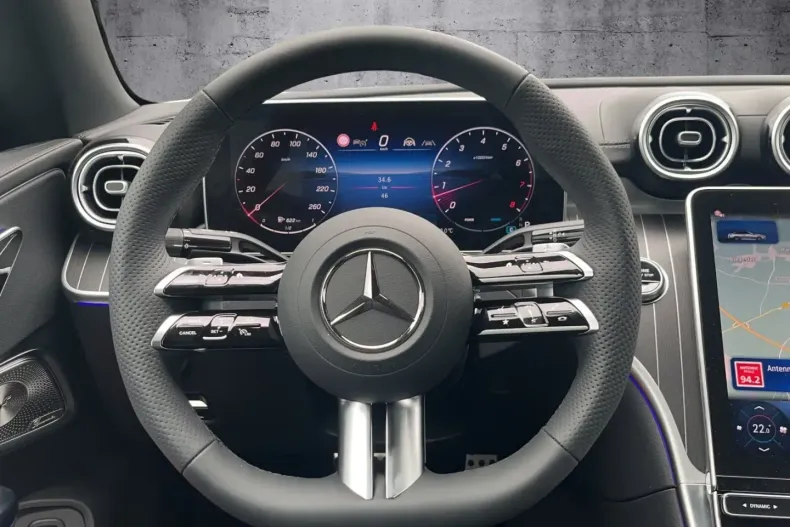 Mercedes-Benz CLE 200 din 2024 cu 14.900 km - oferta MER119593 - foto 11