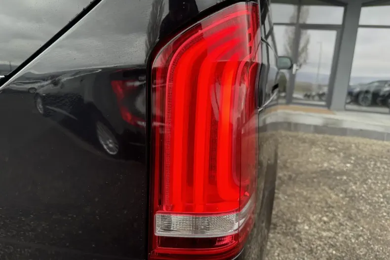 Mercedes-Benz V 250 din 2020 cu 99.000 km - oferta MER119597 - foto 11