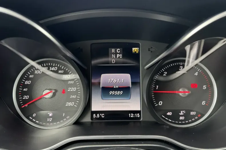 Mercedes-Benz V 250 din 2020 cu 99.000 km - oferta MER119597 - foto 35