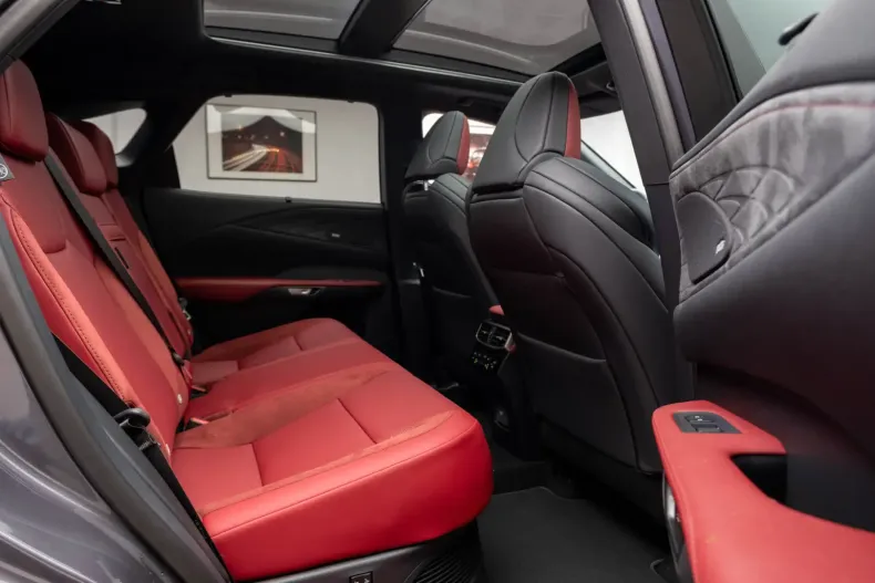 Lexus RX 500 din 2025 cu 5.500 km - oferta LEX119599 - foto 28