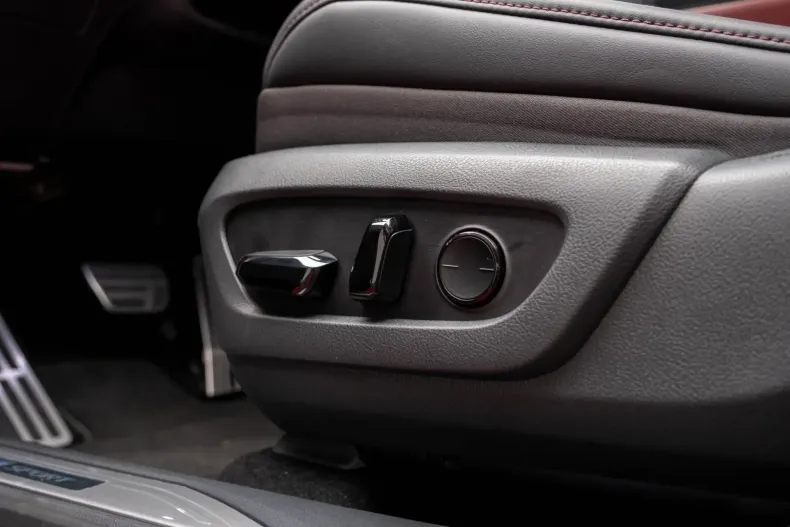 Lexus RX 500 din 2025 cu 5.500 km - oferta LEX119599 - foto 38