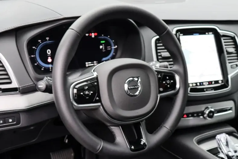 Volvo XC90 din 2024 cu 23.000 km - oferta VOL119611 - foto 8