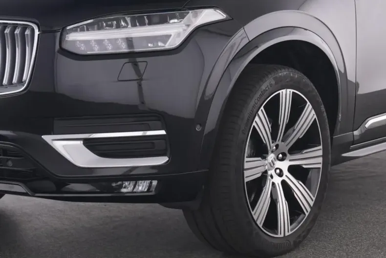 Volvo XC90 din 2024 cu 17.500 km - oferta VOL119612 - foto 3