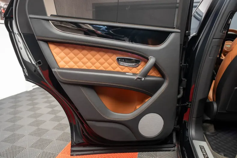 Bentley Bentayga din 2020 cu 69.900 km - oferta BEN119615 - foto 22