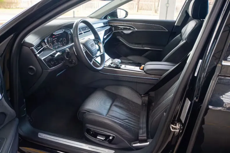 Audi A8 din 2022 cu 28.000 km - oferta AUD119629 - foto 12