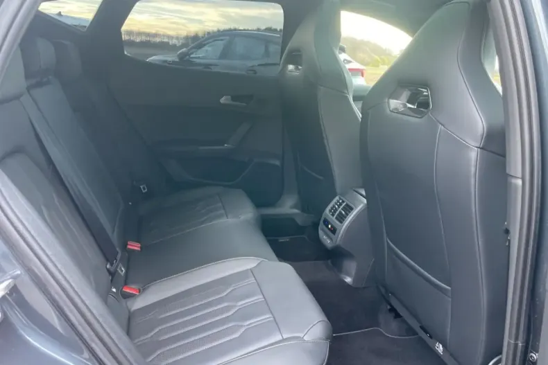 Cupra Formentor din 2021 cu 37.741 km - oferta CUP119634 - foto 12