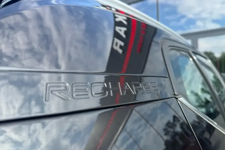 Volvo XC40 din 2022 cu 25.533 km - oferta VOL119639 - foto 2