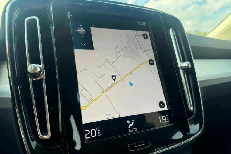 Volvo XC40 din 2022 cu 25.533 km - oferta VOL119639 - foto 27