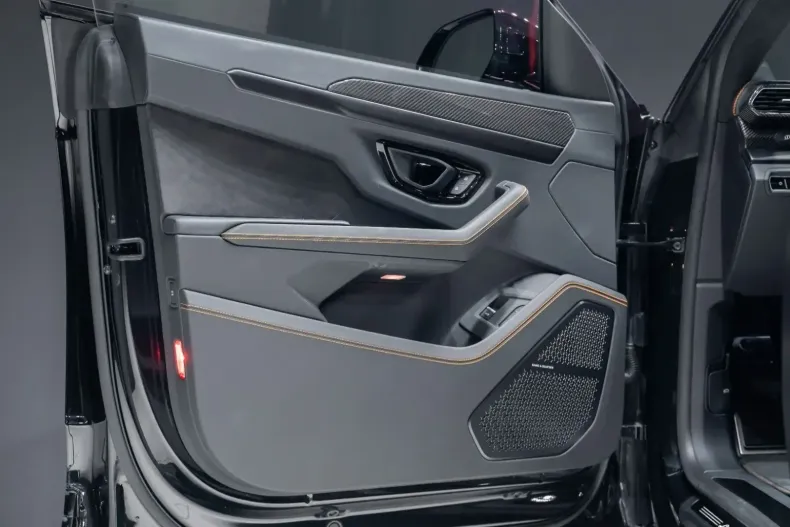 Lamborghini Urus din 2022 cu 18.690 km - oferta LAM119642 - foto 14