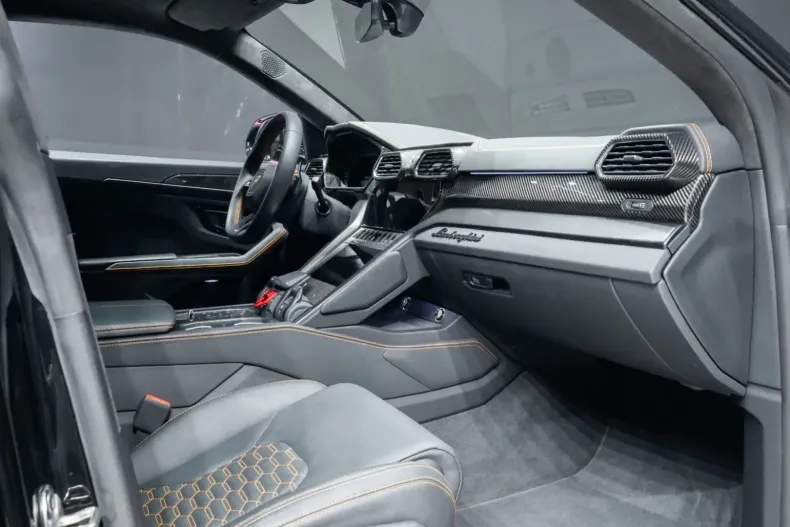 Lamborghini Urus din 2022 cu 18.690 km - oferta LAM119642 - foto 16