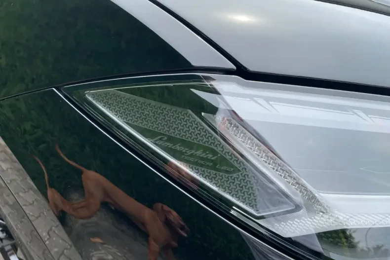 Lamborghini Urus din 2024 cu 5.644 km - oferta LAM119643 - foto 5