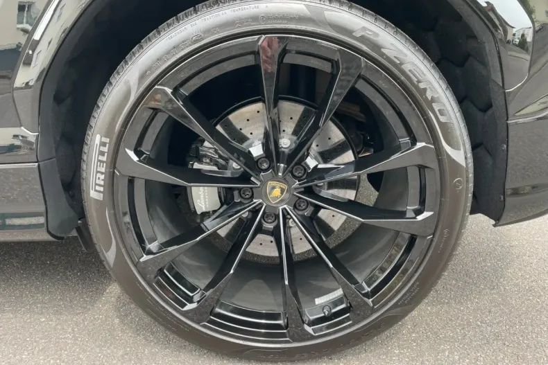 Lamborghini Urus din 2024 cu 5.644 km - oferta LAM119643 - foto 7