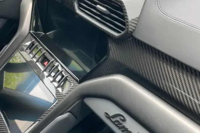 Lamborghini Urus din 2024 cu 5.644 km - oferta LAM119643 - foto 9