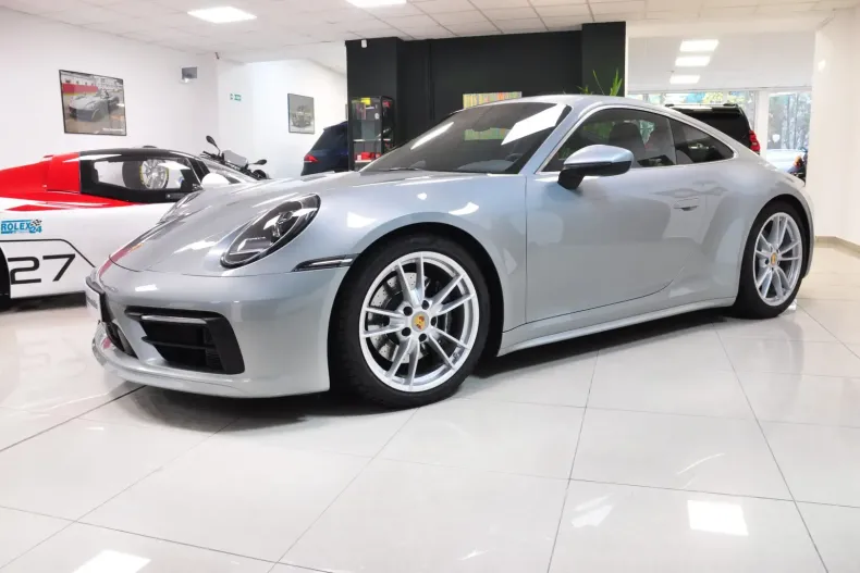 Porsche 911 din 2022 cu 61.084 km - oferta POR119647 - foto 1