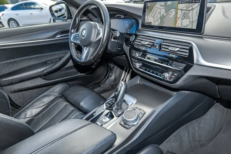 BMW 530 din 2022 cu 56.258 km - oferta BMW119670 - foto 3