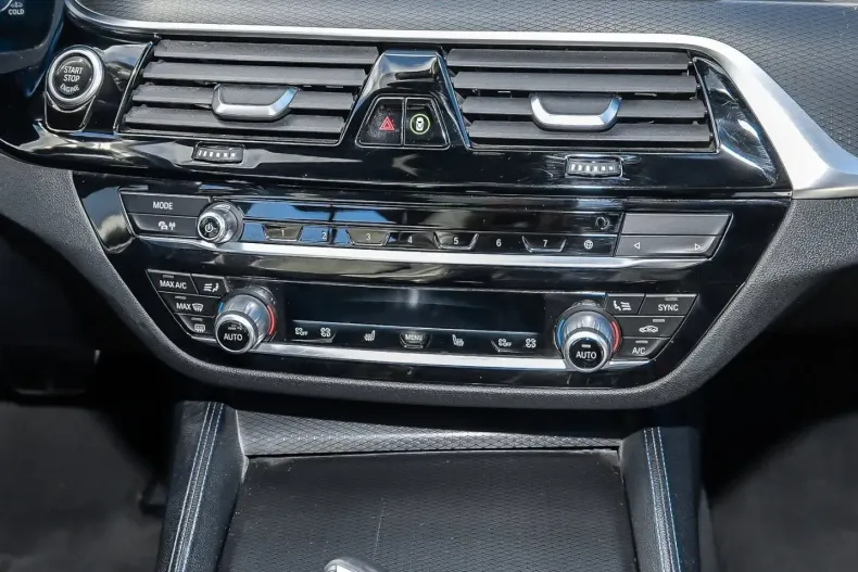 BMW 530 din 2022 cu 56.258 km - oferta BMW119670 - foto 10