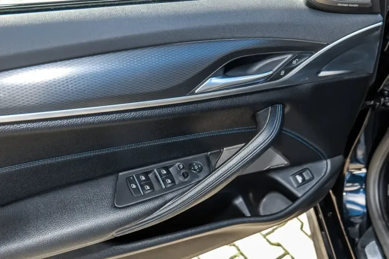 BMW 530 din 2022 cu 56.258 km - oferta BMW119670 - foto 14