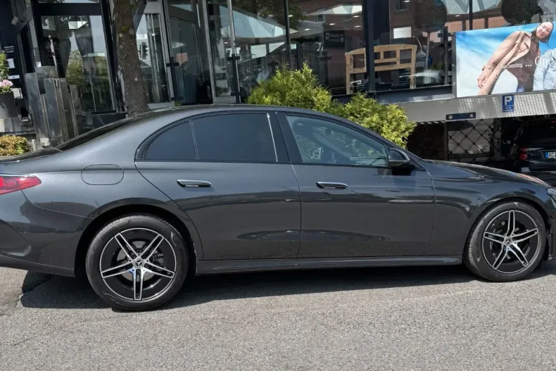 Mercedes-Benz E 200 din 2023 cu 49.000 km - oferta MER119690 - foto 2