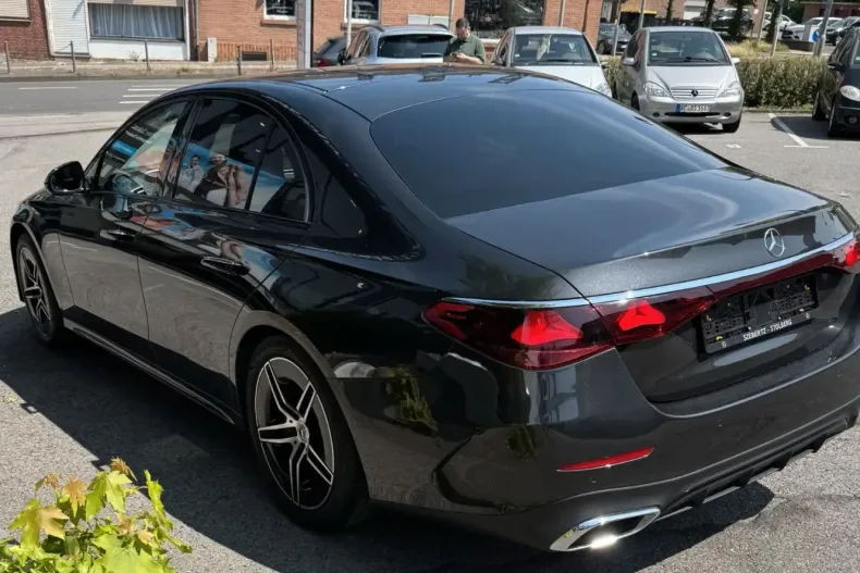 Mercedes-Benz E 200 din 2023 cu 49.000 km - oferta MER119690 - foto 10