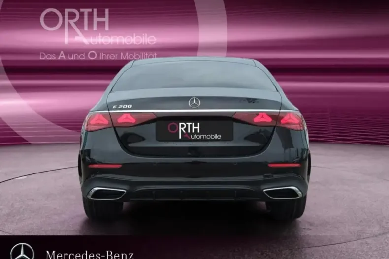 Mercedes-Benz E 200 din 2023 cu 45.409 km - oferta MER119692 - foto 5