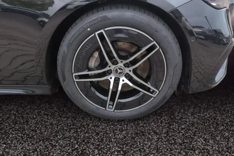 Mercedes-Benz E 200 din 2023 cu 45.409 km - oferta MER119692 - foto 6