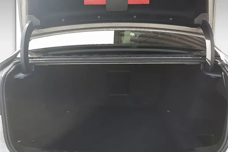 BMW 740 din 2024 cu 13.900 km - oferta BMW119693 - foto 12