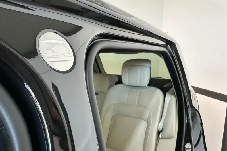 Land Rover Range Rover din 2021 cu 99.912 km - oferta LAN119700 - foto 8