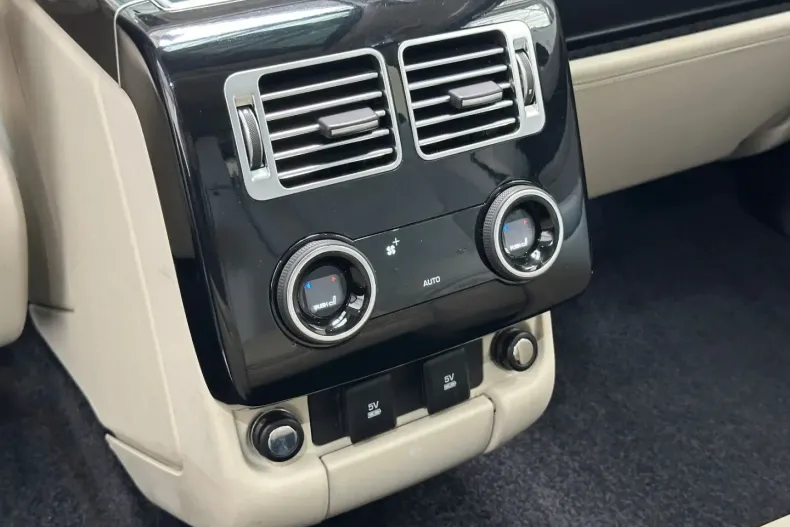 Land Rover Range Rover din 2021 cu 99.912 km - oferta LAN119700 - foto 27