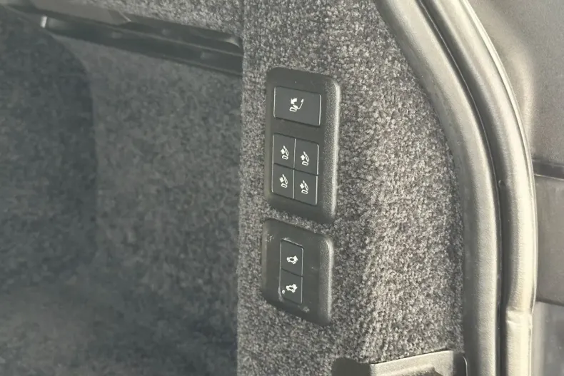 Land Rover Range Rover din 2021 cu 99.912 km - oferta LAN119700 - foto 30