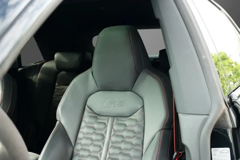 Audi RSQ8 din 2023 cu 20.000 km - oferta AUD119709 - foto 19