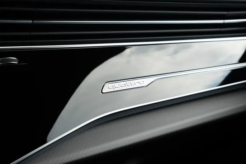 Audi RSQ8 din 2023 cu 20.000 km - oferta AUD119709 - foto 29