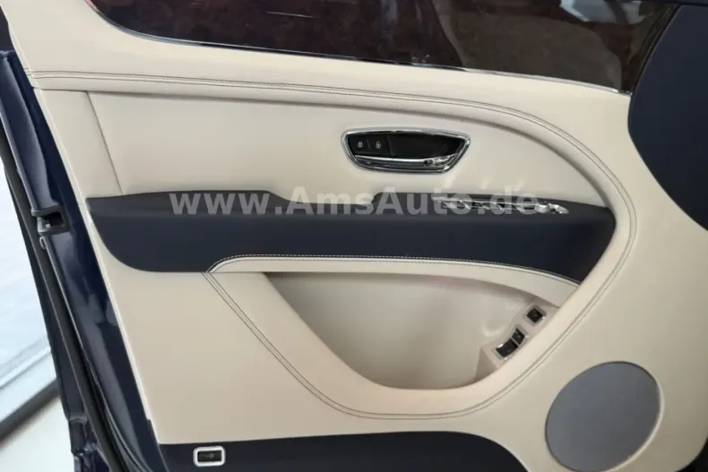 Bentley Bentayga din 2023 cu 48.913 km - oferta BEN119727 - foto 7