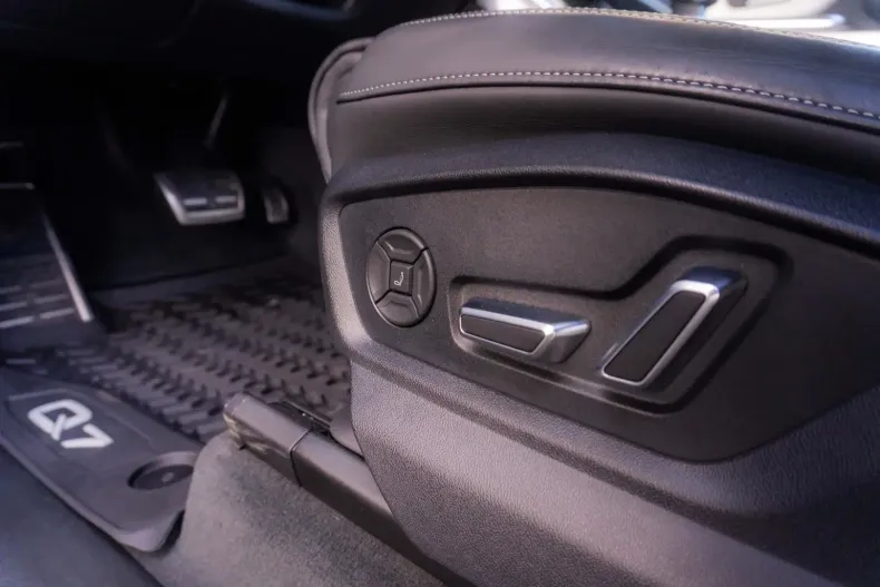 Audi Q7 din 2025 cu 7.700 km - oferta AUD119730 - foto 15