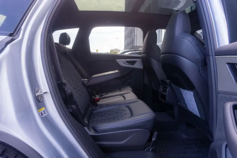 Audi Q7 din 2025 cu 7.700 km - oferta AUD119730 - foto 18