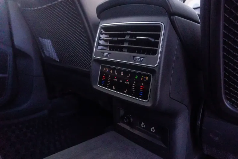 Audi Q7 din 2025 cu 7.700 km - oferta AUD119730 - foto 34