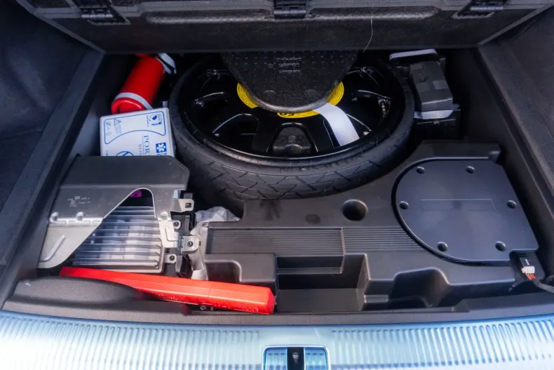 Audi Q7 din 2025 cu 7.700 km - oferta AUD119730 - foto 37