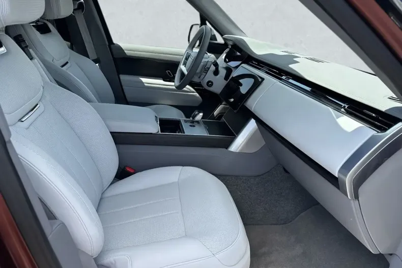 Land Rover Range Rover din 2024 cu 13.700 km - oferta LAN119735 - foto 3