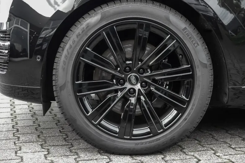 Land Rover Range Rover din 2023 cu 11.000 km - oferta LAN119737 - foto 9